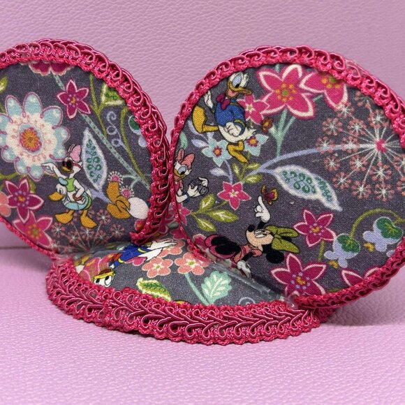 Vera Bradley Disney Print HANDMADE Mouse Ear Hat/ Fascinator Hat - Picture 2 of 5
